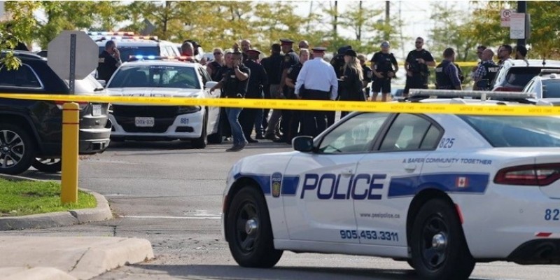 কানাডায় বন্দুক হামলায় হতাহত ৫।।