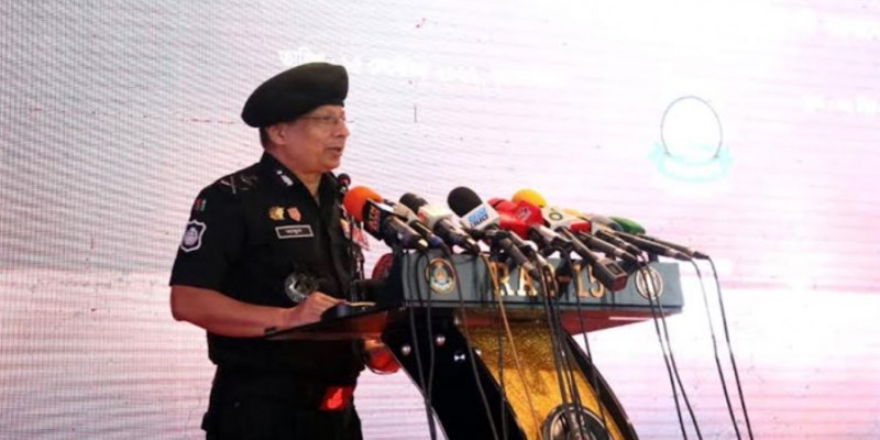 শুধু অভিযান নয়, অপরাধ নির্মূলে মানবিক সহায়তা করছে র‌্যাব।।