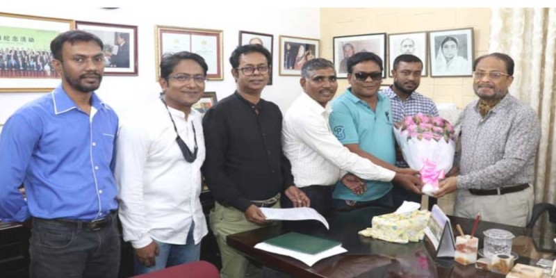 দেশের গণমাধ্যম স্বাধীনতা ভোগ করতে পারছে না।।জিএম কাদের