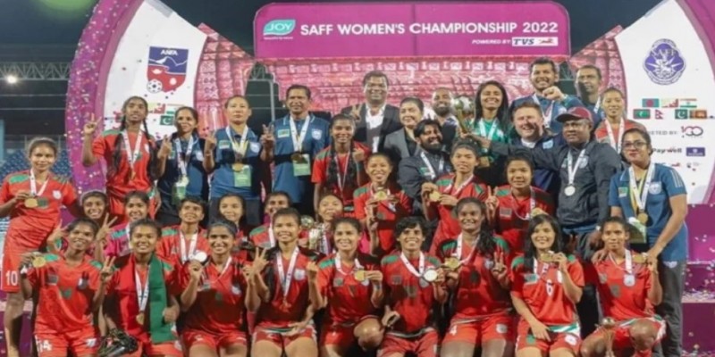 সাফজয়ী ফুটবলারদের অর্থ পুরস্কার দেবেন প্রধানমন্ত্রী।।