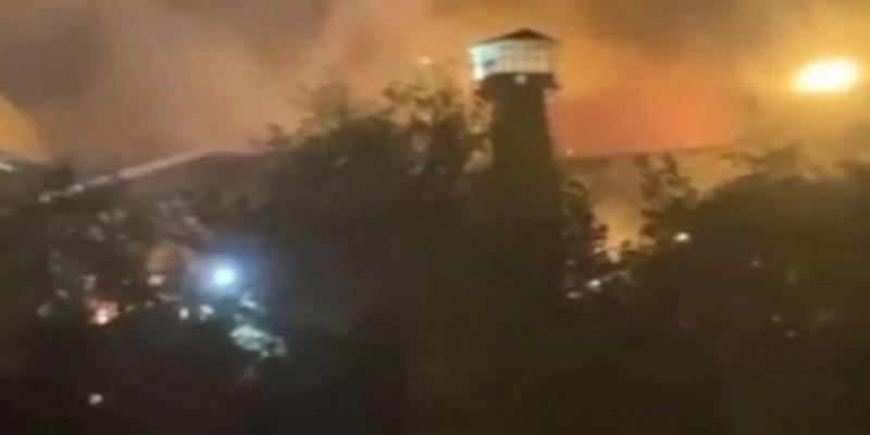 ইরানের ‘কুখ্যাত’ কারাগারে গোলাগুলি-অগ্নিকাণ্ড।।