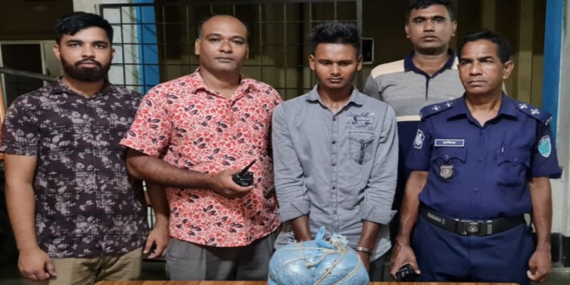 সিলেটে বিপুল পরিমাণ ফেন্সিডিল-গাঁজাসহ যুবক গ্রেফতার।।