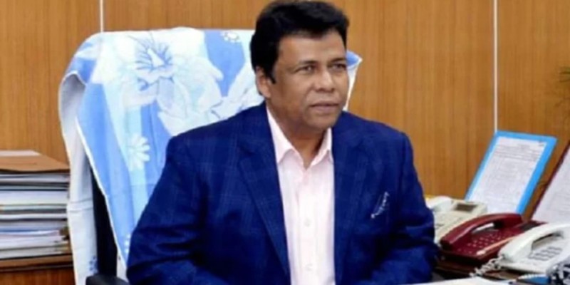 তারেককে দেখিনি, দেখার ইচ্ছেও নেই।।সচিব মকবুল