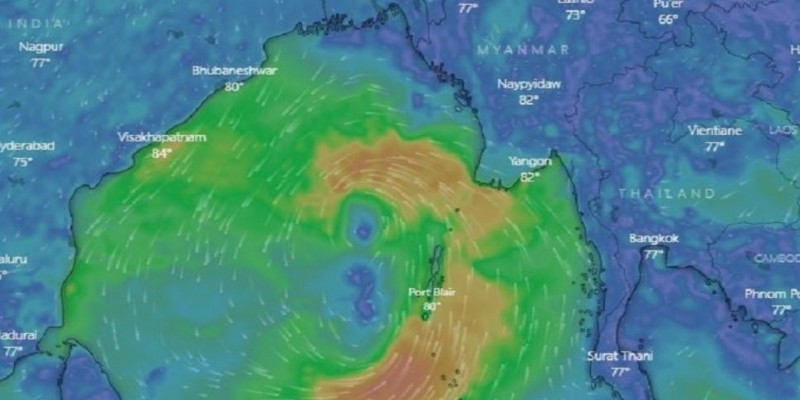 ধেয়ে আসছে ঘূর্ণিঝড় সিত্রাং।।বাংলাদেশ উপকূল অতিক্রম করবে মঙ্গলবার