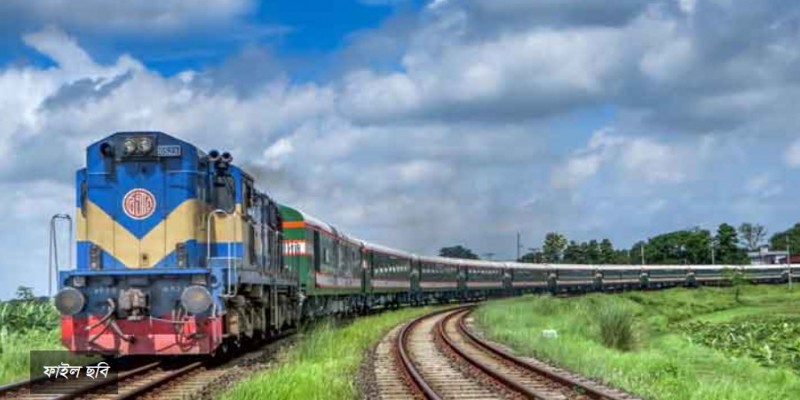 স্থায়ী না করলে রেল অবরোধের হুমকি অস্থায়ী শ্রমিকদের।।