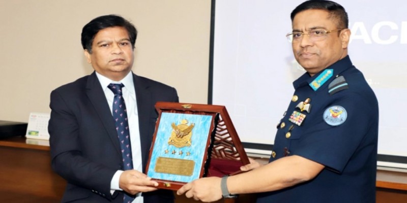 একসঙ্গে কাজ করবে বিমানবাহিনী- বাংলাদেশ বিমান।।