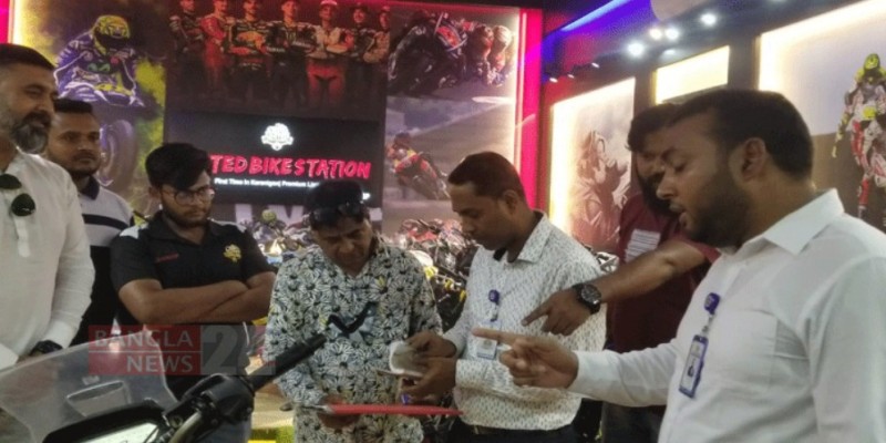 কেরানীগঞ্জে রাতে দোকান খোলা রাখায় ৭ প্রতিষ্ঠানকে অর্থদণ্ড ।।