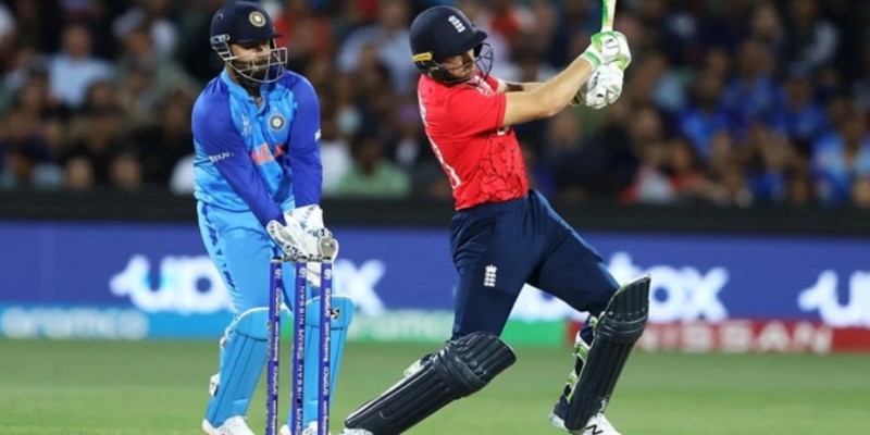 পাত্তাই পেল না ভারত।।ফাইনালে ইংল্যান্ড