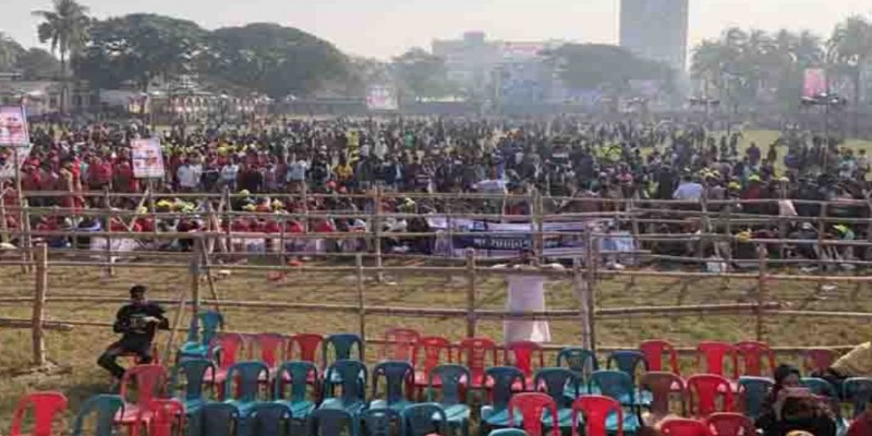 খণ্ড খণ্ড মিছিল নিয়ে সকালেই মাঠে বিএনপি নেতাকর্মীরা।।