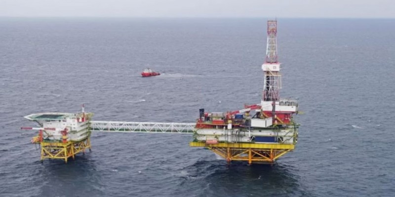 দাম বেঁধে দেওয়া দেশগুলোতে তেল বিক্রি করবে না রাশিয়া।।