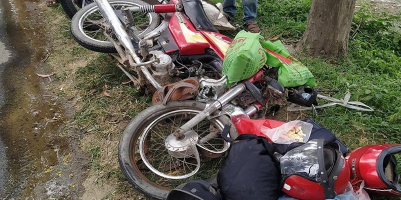 মোটরসাইকেল-ট্রলি সংঘর্ষে চালক নিহত।। আহত ৩