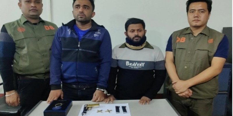কুমিল্লায় বিদেশি পিস্তল-গুলিসহ গ্রেফতার ২।।