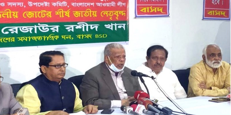 আমরা স্কুল ভাঙিনি, কাউকে ফুলের টোকাও দিইনি।।আমু