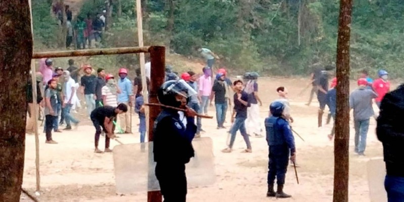 ফের সংঘর্ষে চবি ছাত্রলীগের দুই গ্রুপ।।আহত ৮
