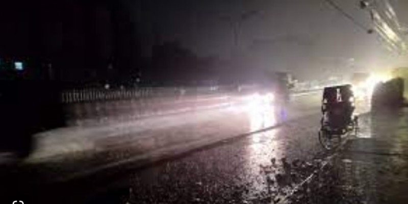 শীত শেষে নামলো বছরের প্রথম বৃষ্টি।।