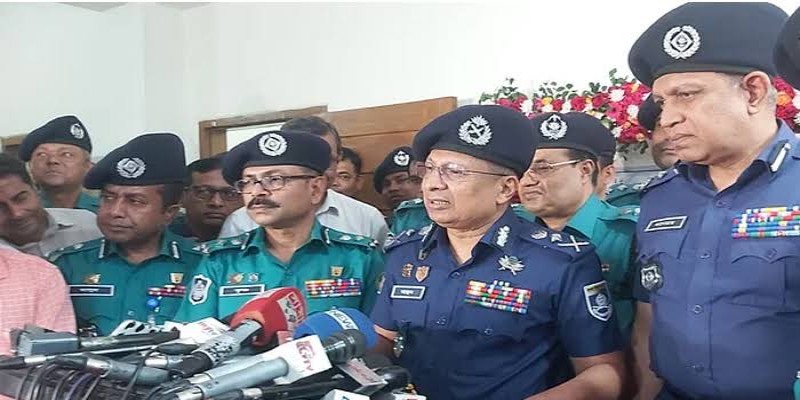 আরাভের সঙ্গে সাবেক পুলিশ কর্মকর্তার সম্পর্ক খতিয়ে দেখা হচ্ছে।।আইজিপি