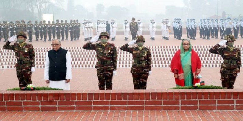 জাতীয় স্মৃতিসৌধে রাষ্ট্রপতি ও প্রধানমন্ত্রীর শ্রদ্ধ।।