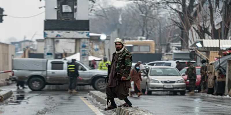 আফগানিস্তানে পররাষ্ট্র মন্ত্রণালয়ের কাছে আত্মঘাতী হামলা।।নিহত ৬