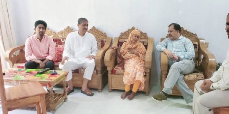 সরকারের দুর্নীতির কথা বললে গুম করা হয়।।এ্যানি