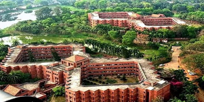 ৭ দিনের মধ্যে অছাত্রদের হল ছাড়তে বলল জাবি।।