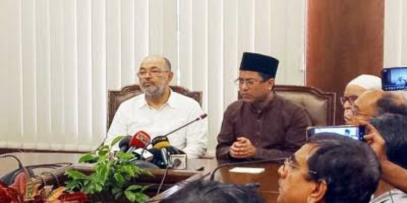 ৪ বছর আগেই বঙ্গবাজার ‘ঝুঁকিপূর্ণ’ ঘোষণা করা হয়।।তাপস