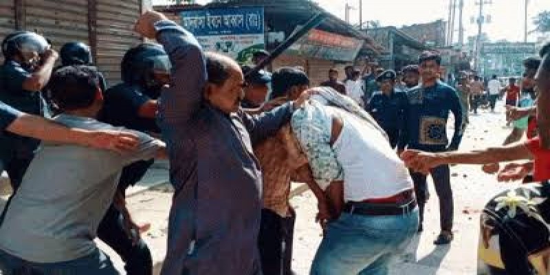 রামগঞ্জে আ.লীগ-বিএনপি সংঘর্ষ।। বিএনপির ৩১৯ জনের নামে মামলা