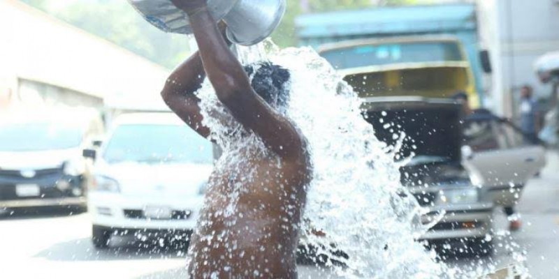 টানা ১৪ দিন দেশের সর্বোচ্চ তাপমাত্রা চুয়াডাঙ্গায়।। আজ ৪২.২ ডিগ্রি