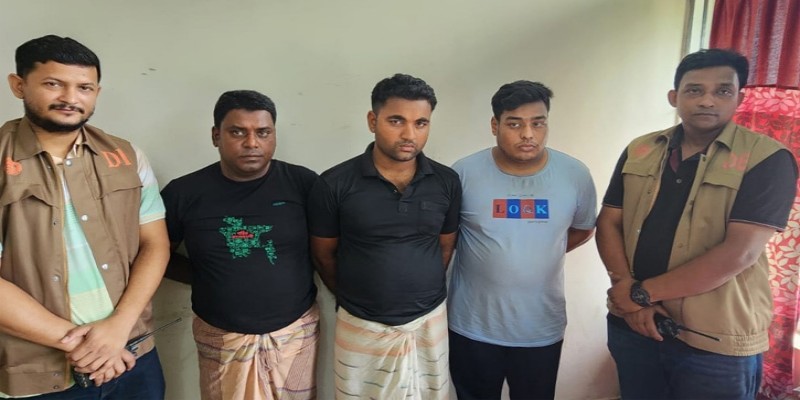 কোটি টাকার ট্রাকের চোরাই ইঞ্জিন উদ্ধার।। আটক ৩