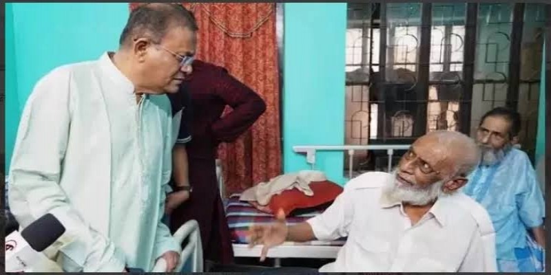 বৃদ্ধ বাবা-মায়ের যত্ন নেওয়া সন্তানদের সামাজিক-আইনগত দায়িত্ব।। তথ্যমন্ত্রী