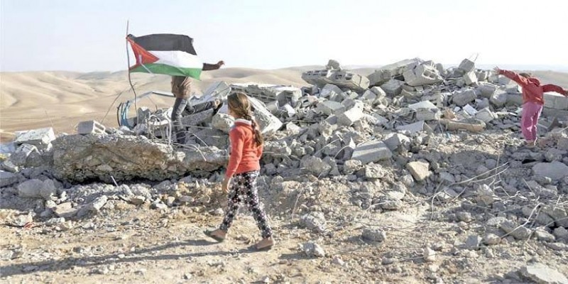 পশ্চিমতীরে ফিলিস্তিনি স্কুল গুঁড়িয়ে দিল ইসরাইল ।।