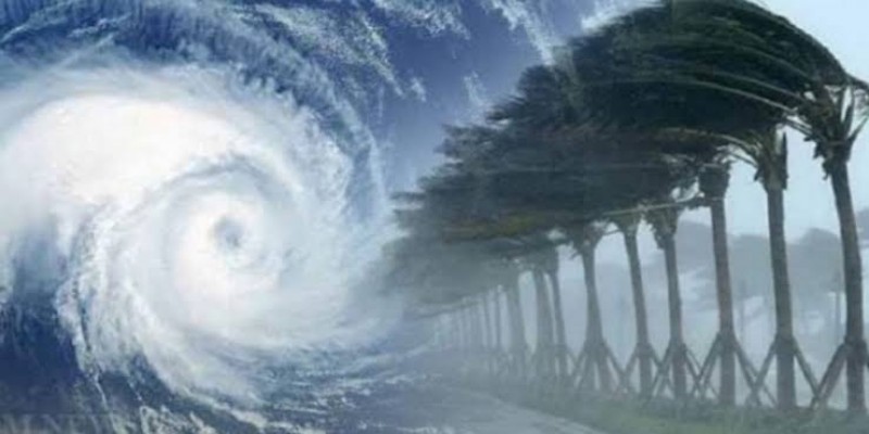 বাংলাদেশে ২০০ কিমি বেগে আঘাত হানতে পারে ঘূর্ণিঝড় ‘মোখা’ ।।