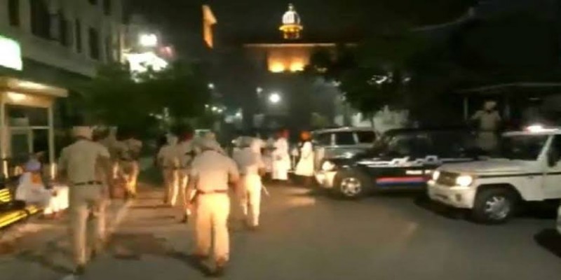 এবার পাঞ্জাবের স্বর্ণমন্দিরের পাশে বিস্ফোরণ ।।