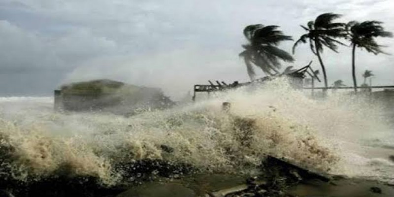 ২০০ কিলোমিটারের বেশি গতিতে আঘাত হানবে মোখা ।।
