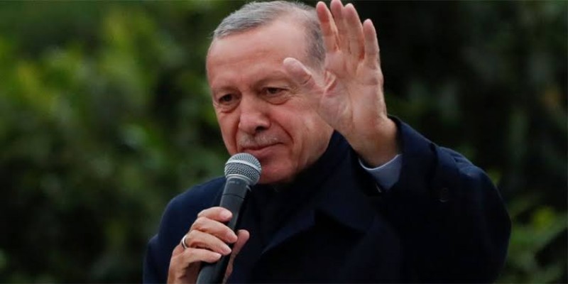 বিশ্বনেতাদের অভিনন্দনে ভাসছেন এরদোয়ান ।।