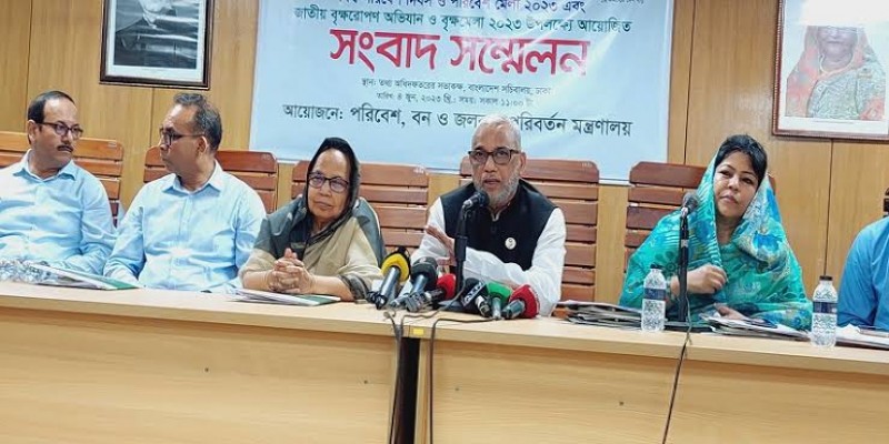 হর্ন বাজানো গালির মতোই ।। পরিবেশমন্ত্রী