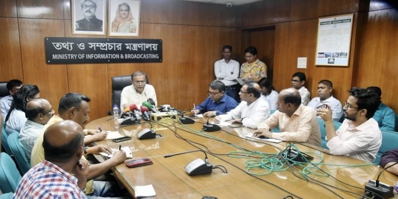 সংলাপ নিয়ে আমুর বক্তব্য তার নিজস্ব ।। তথ্যমন্ত্রী
