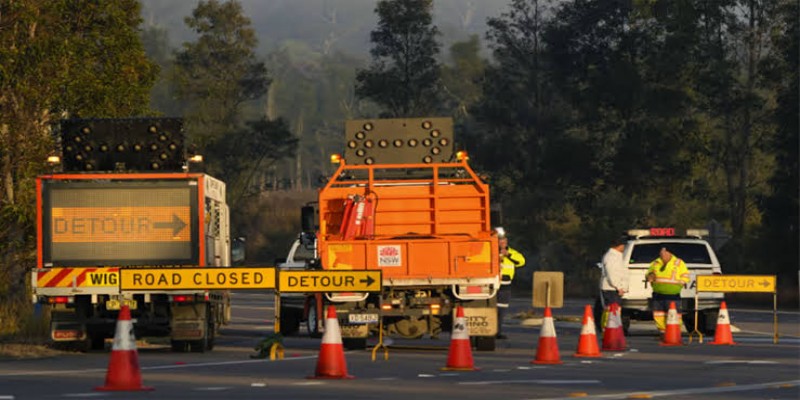 অস্ট্রেলিয়ায় সড়ক দুর্ঘটনায় নিহত ১০ ।।