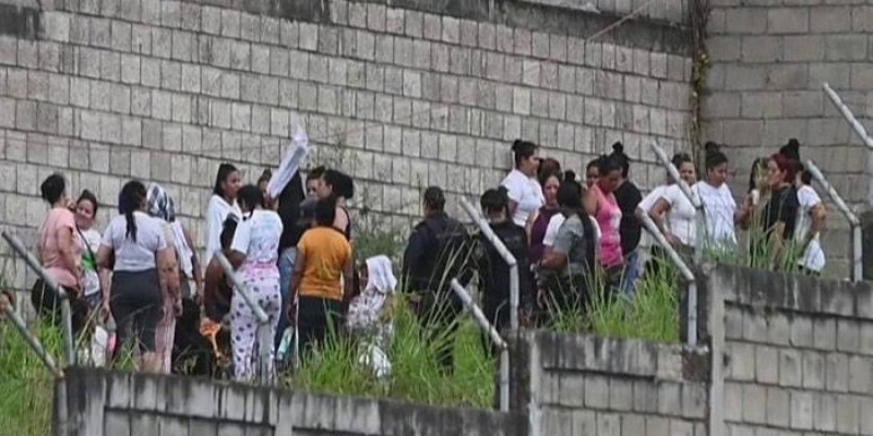 হন্ডুরাসে কারাগারে দাঙ্গায় নিহত ৪১ ।।