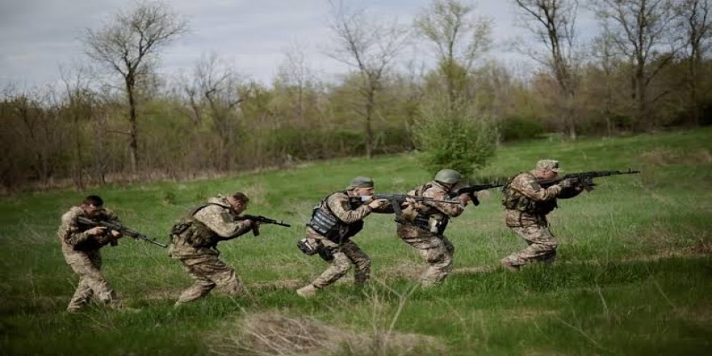 ইউক্রেনে যুদ্ধের অর্ধেক সক্ষমতাই হারিয়ে ফেলেছে রাশিয়া ।। যুক্তরাজ্য