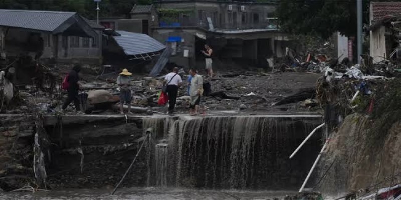 চীনে বন্যায় নিহত ১১ ॥ নিখোঁজ ২৭