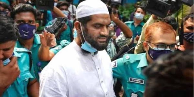 ধর্ষন মামলায় কারাগার থেকে আদালতে হেফাজতের যুগ্মমহাসচিব মামুনুল হক॥