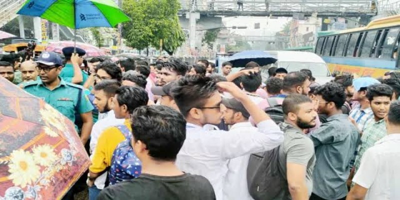 এইচএসসি পরীক্ষা পেছানোর দাবি নাকচ করল শিক্ষা বোর্ড॥