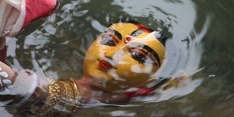 আজ মঙ্গলবার শুভ বিজয়া দশমী