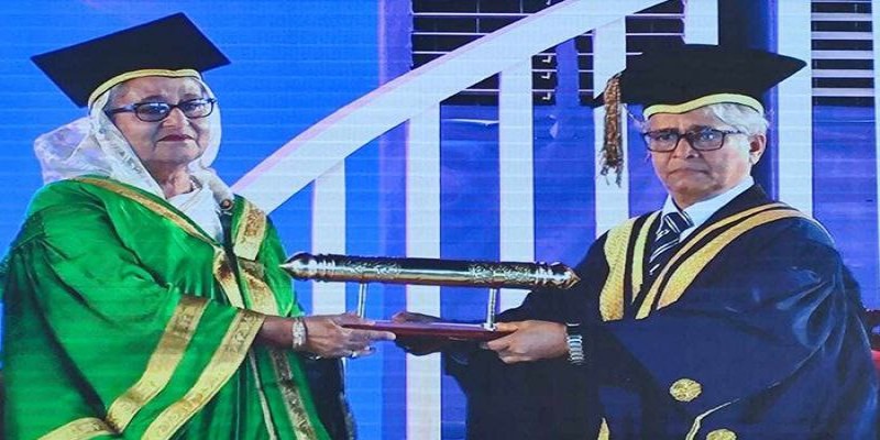 বঙ্গবন্ধুকে মরণোত্তর ডক্টর অব লজ ডিগ্রি প্রদান করলো ঢাবি