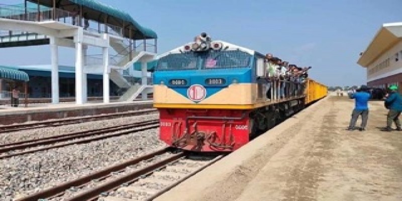 আজ আখাউড়া সীমান্ত দিয়ে চালু হচ্ছে বাংলাদেশ-ভারত রেল চলাচল॥