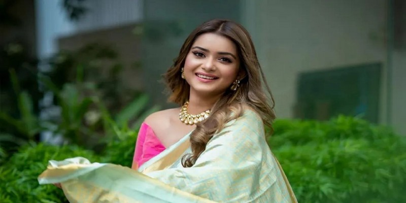 আত্মহত্যা নয় ফুড পয়জনিং হয়েছিল আমারঃ তানজিন তিশা