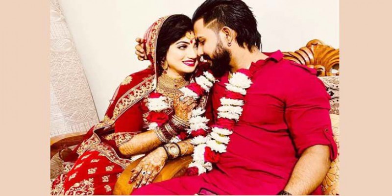 বিয়ে করেছেন চিত্রনায়িকা আঁচল আঁখি