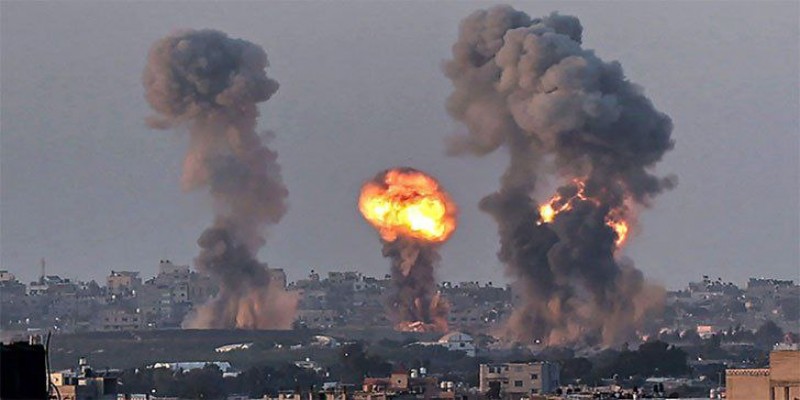 গাজায় যুদ্ধবিরতি শেষে ইসরাইলি হামলায় ২৯ ফিলিস্তিনি নিহত