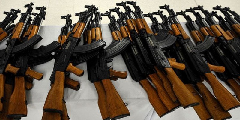 ইউক্রেনে অস্ত্র কারখানা বানাবে যুক্তরাষ্ট্র