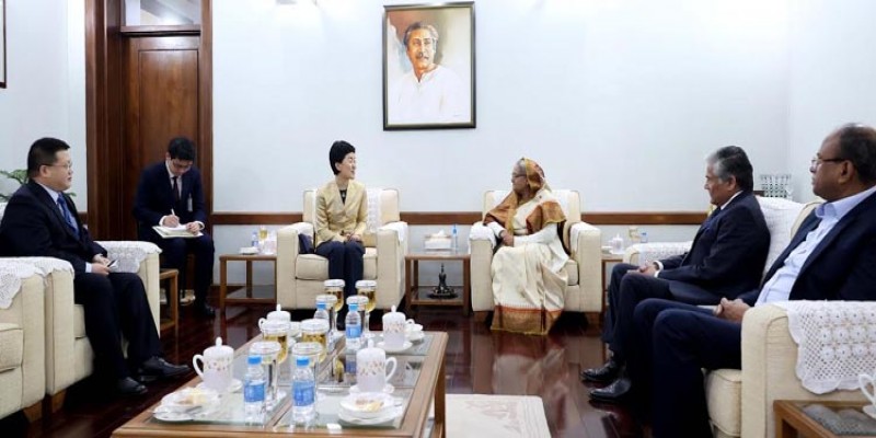 দেশের উন্নয়ন অগ্রযাত্রাকে মসৃণ করতে চীনের কাছে আরও সহযোগিতা চেয়েছেন প্রধানমন্ত্রী